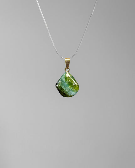 Grüner Turmalin Kettenanhänger