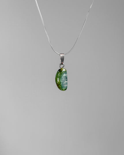 Grüner Turmalin Kettenanhänger