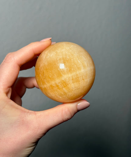 Orangencalcit II