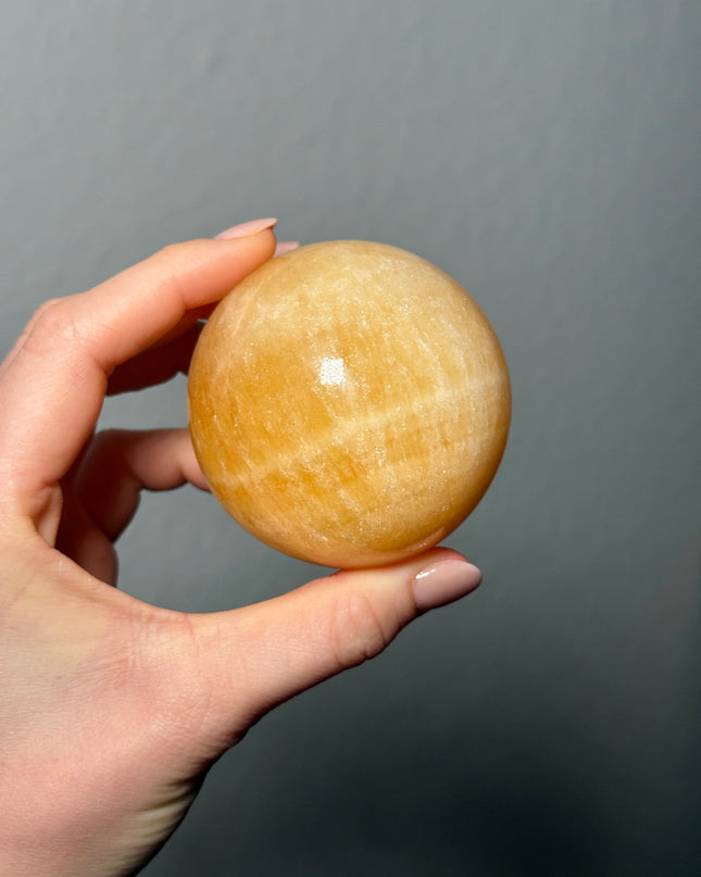 Orangencalcit II