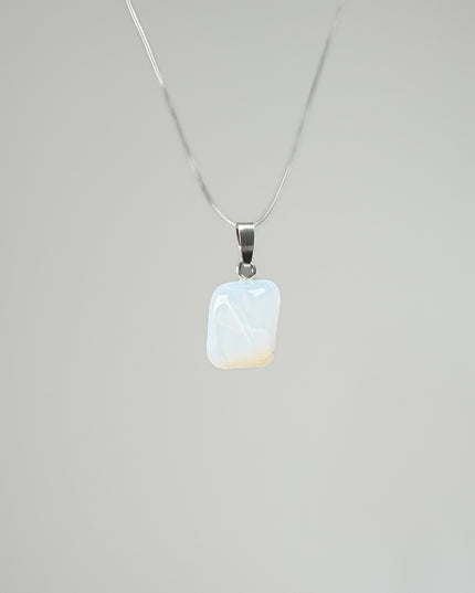 Opal weiß Kettenanhänger