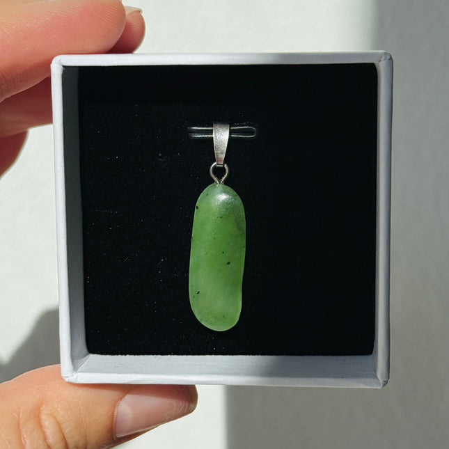 Jade (Nephrit) Kettenanhänger