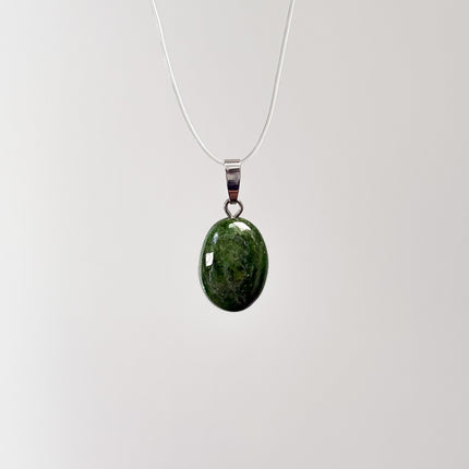 Chromdiopsid Cabochon Anhänger - 925 Silber