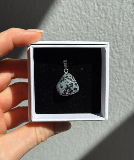 Obsidian (Schneeflockenobsidian) Kettenanhänger