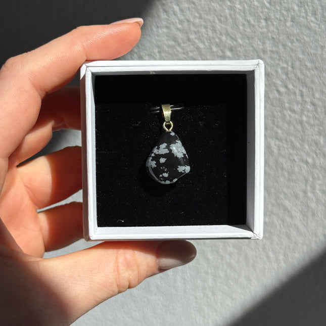 Obsidian (Schneeflockenobsidian) Kettenanhänger