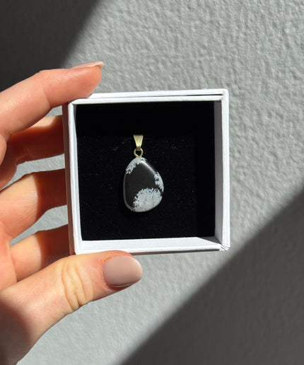 Obsidian (Schneeflockenobsidian) Kettenanhänger