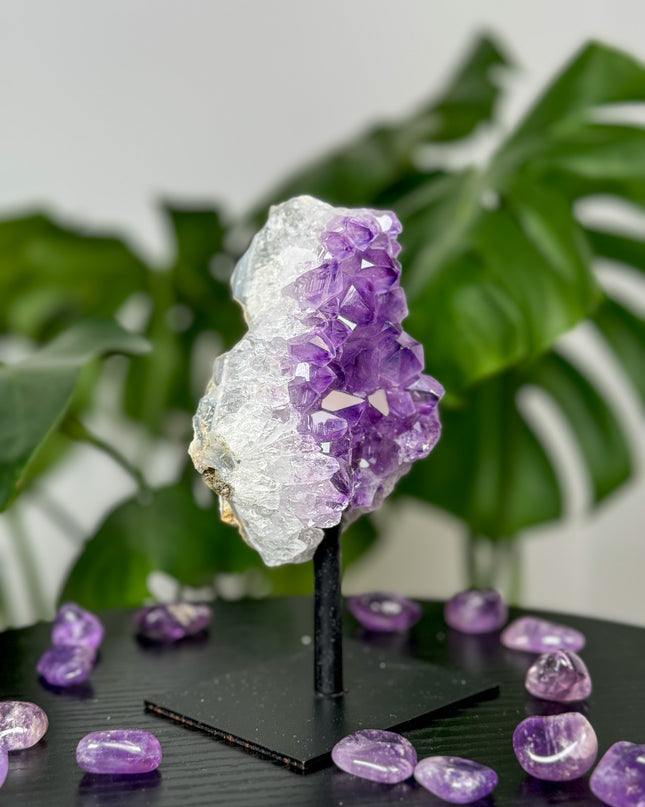 Amethyst Cluster auf Metallständer - Nr. 2