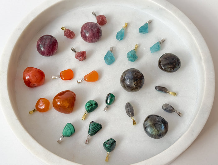 <h2>Schmuck der stärkt.</h2>