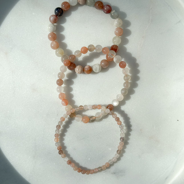 Mondstein Perlenarmband (4-8mm Perlen)