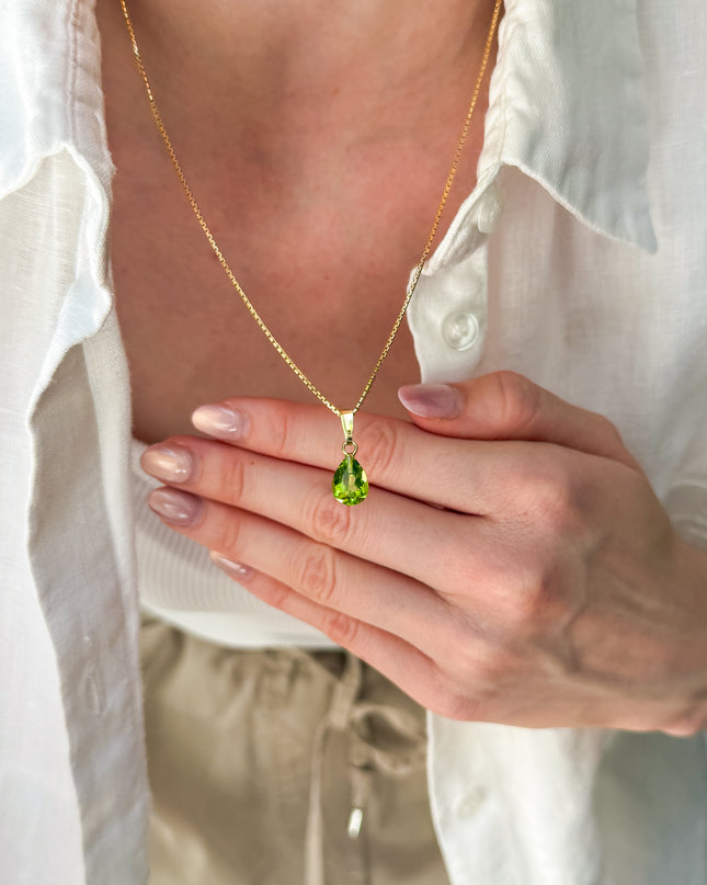 FairyTale Peridot Anhänger - Tropfen in Gold