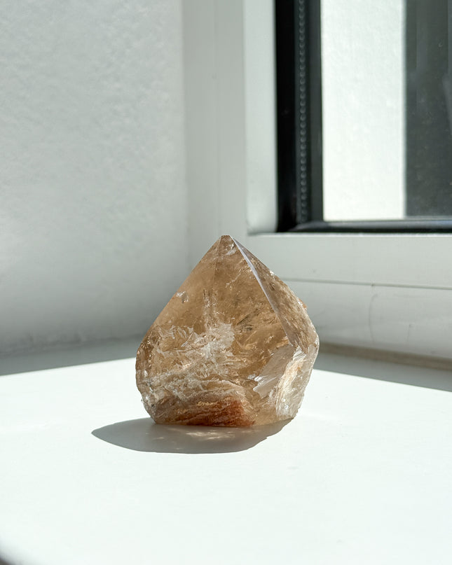 Rauchquarz Spitze (halbpoliert)