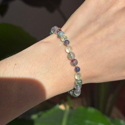 ROOT`S OF CLARITY - Perlenarmband aus Fluorit, Saphir und Moosachat