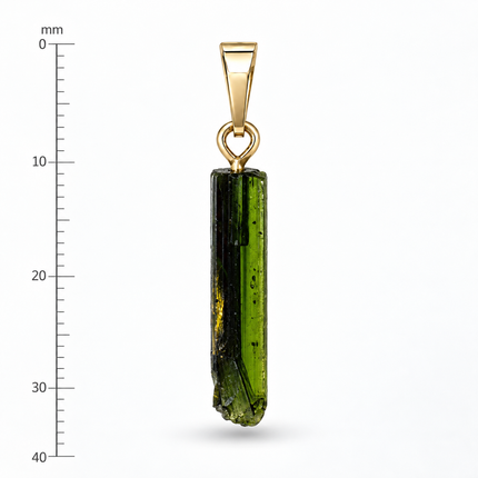 Grüner Turmalin Rohstein - Kettenanhänger
