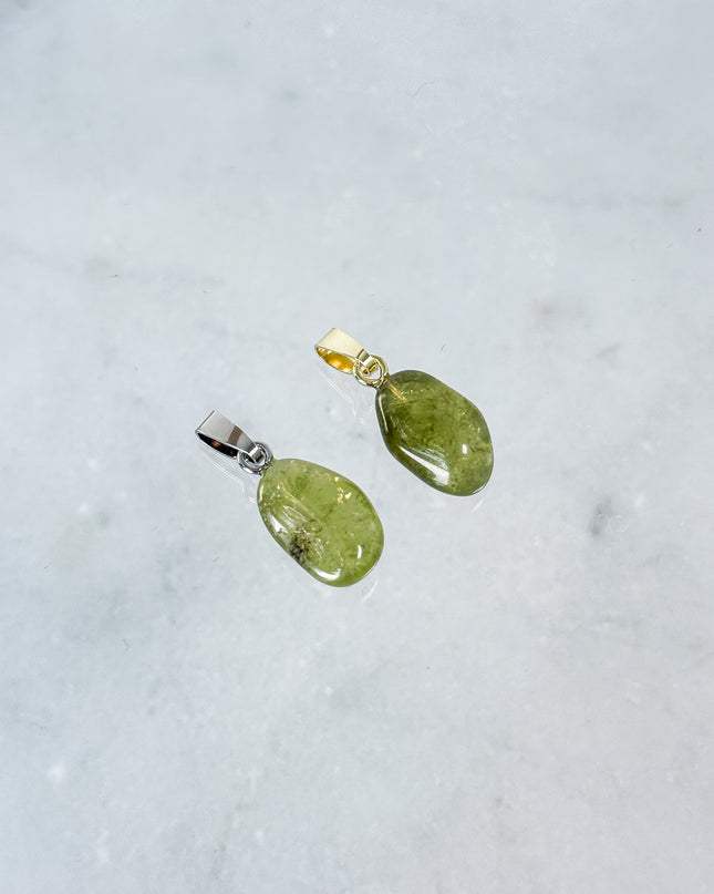Grüner Granat (Grossular) Kettenanhänger