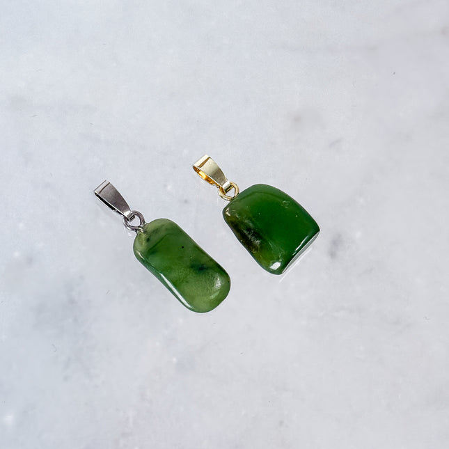 Jade-Nephrit Kettenanhänger