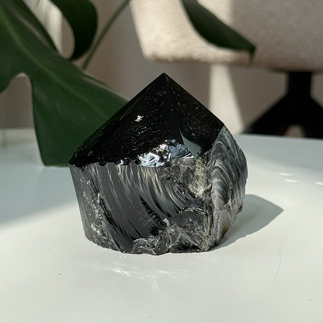 Obsidian Spitze (halbpoliert)