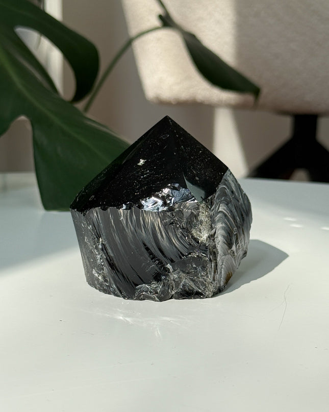 Obsidian Spitze (halbpoliert)