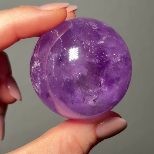 Amethyst Kugel - VIII