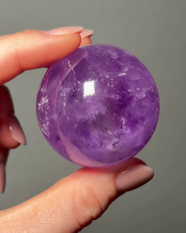 Amethyst Kugel - VIII