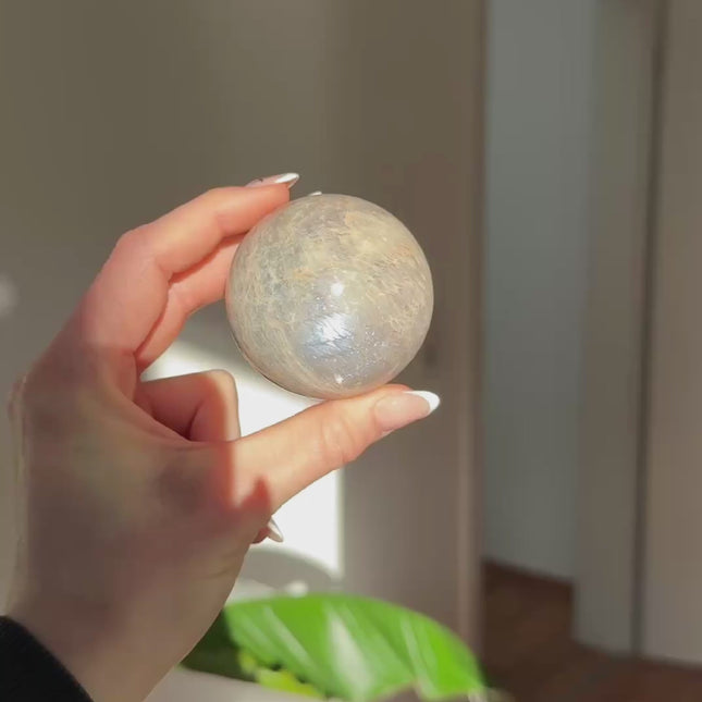 Mondstein Kugel