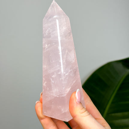 Rosenquarz Obeliske
