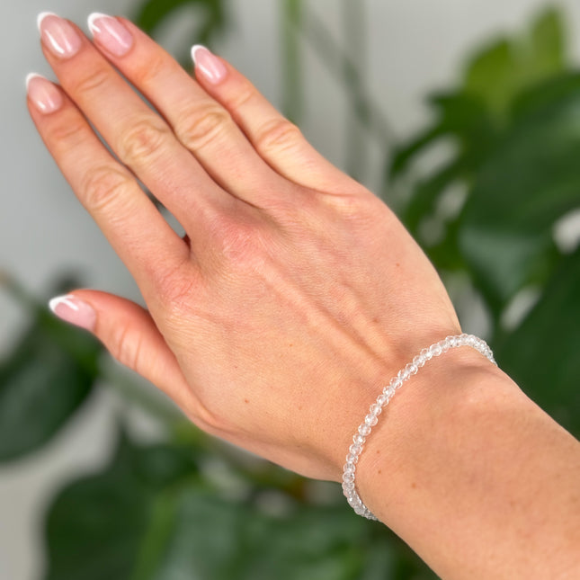 Bergkristall facettiert Perlenarmband - verstellbar