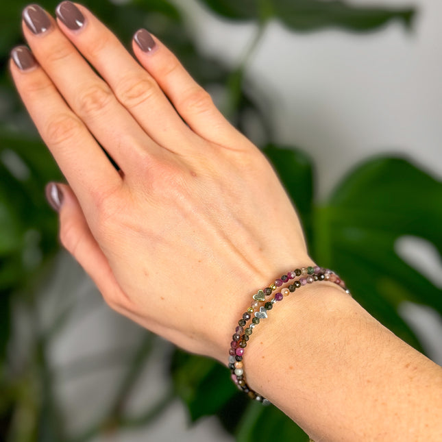 Turmalin "HEART IS GOLDEN" Design Perlenarmband - verstellbar